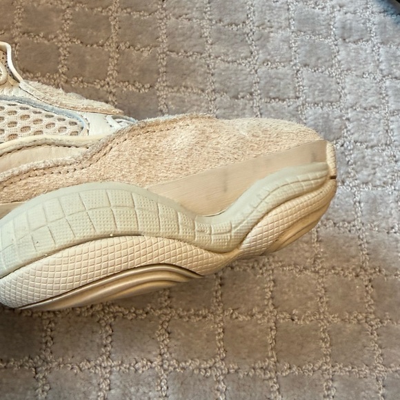 Adidas Yeezy Boost 350 V2 "Ash Pearl" -  Size 8 - Picture 11 of 15